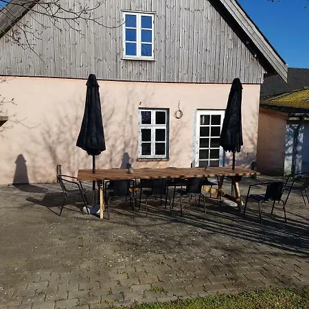 Bed & Breakfast M/s Svend Skansen Nakskov